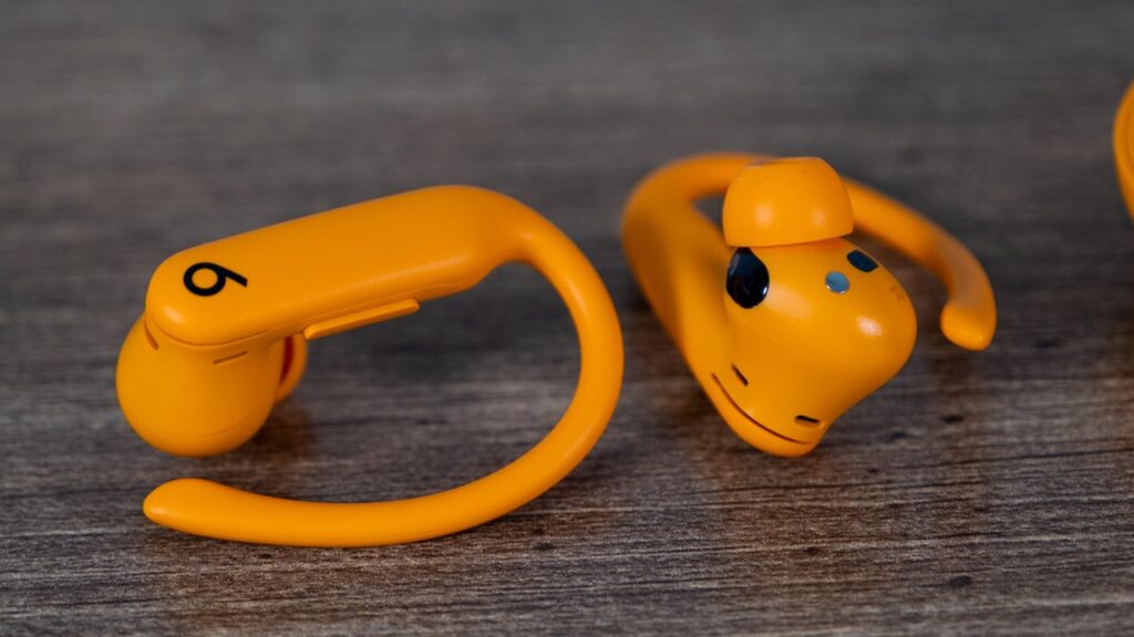 Best Waterproof Earbuds For Workouts 1024x576