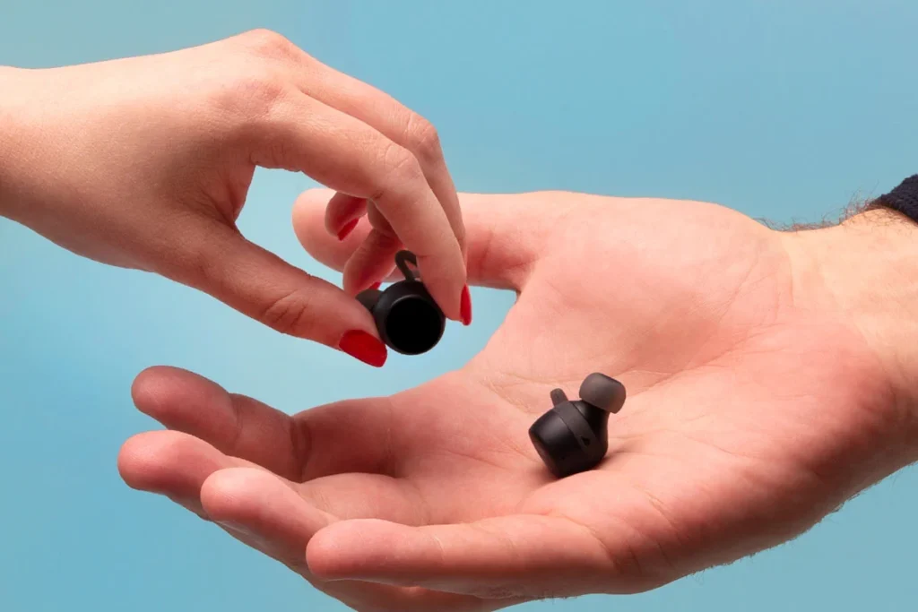 Best Wireless Earbuds For Small Ears000 1024x683
